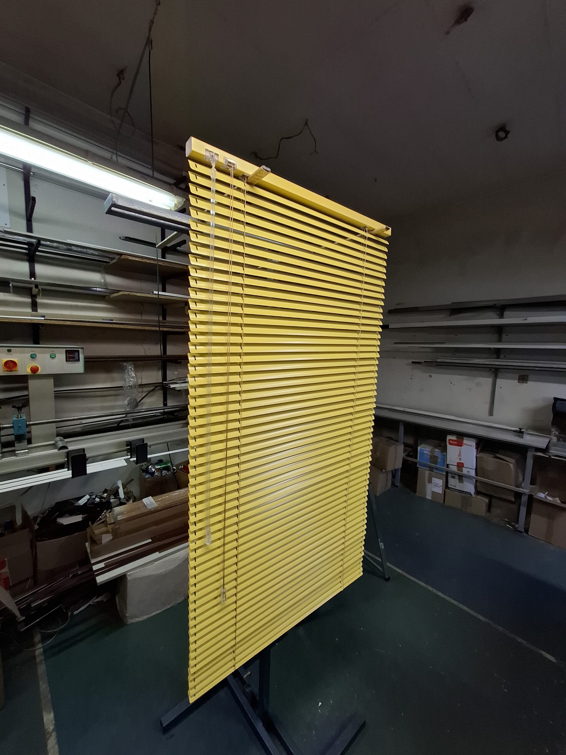 20240924_155311 Dreżal – producent żaluzji drewnianych, rolet i moskitier Warszawa – zdjęcie firmy i wnętrza produkcji.